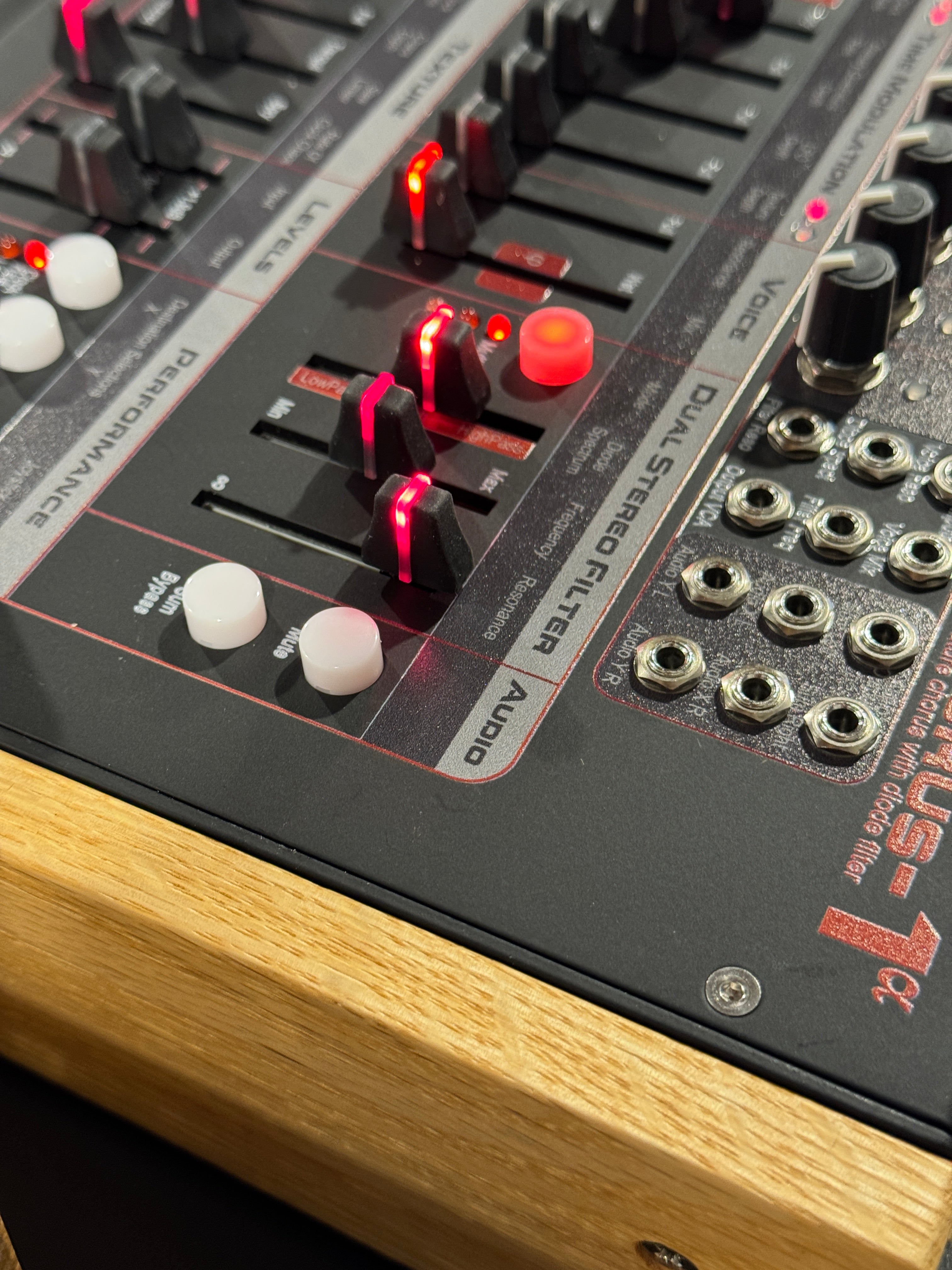 Chorus-1⍺, Black Soot Finish